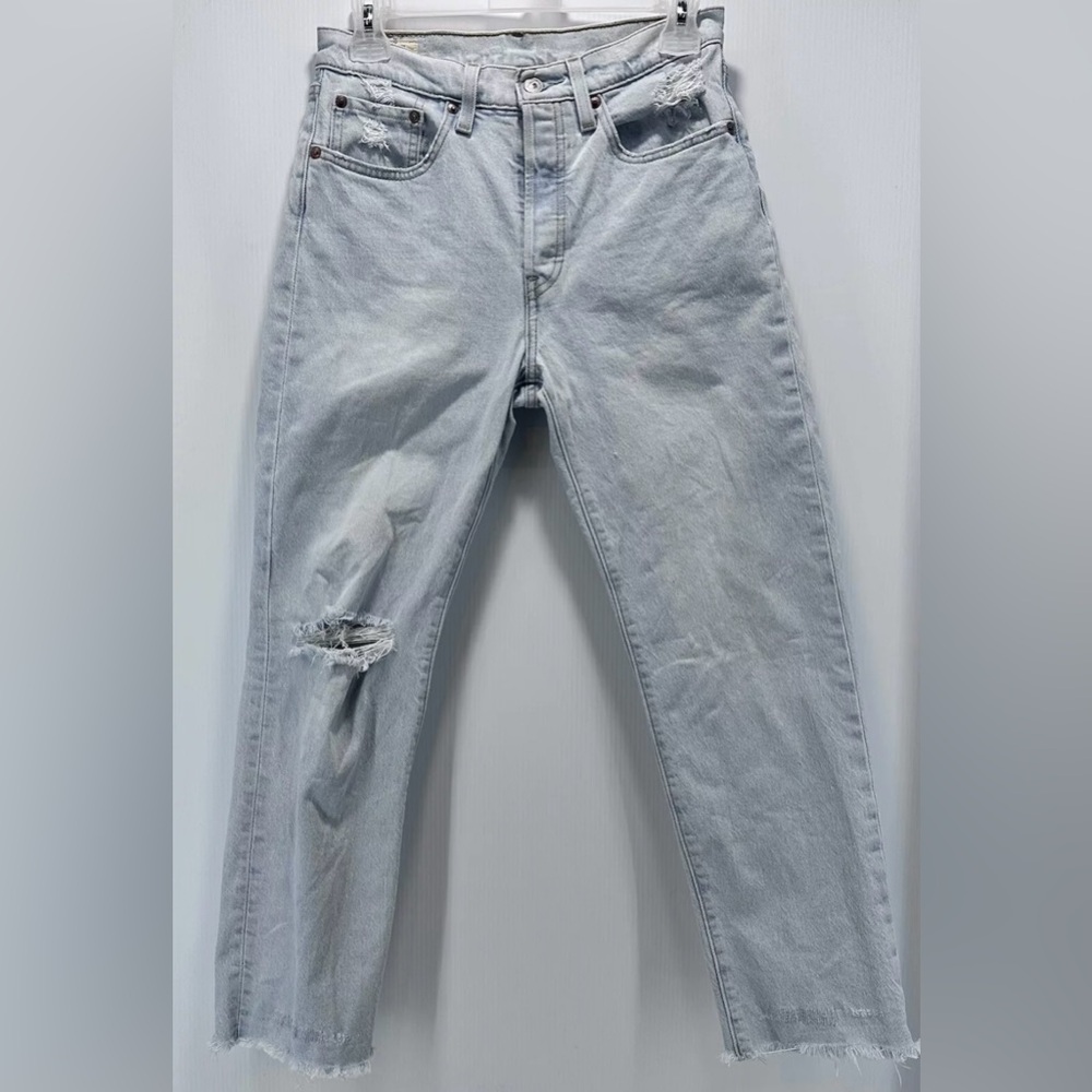 Levis 501 Premium Jeans Button Fly Big E Women’s 28x26 Light Wash Distressed Raw